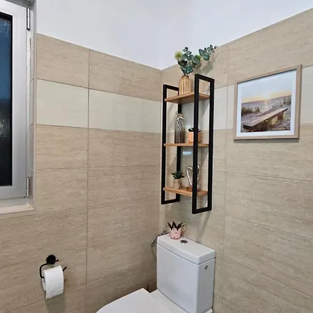 アパート Yellow Cube *