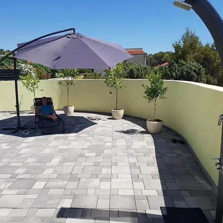 Διαμέρισμα Yellow Cube Kožino