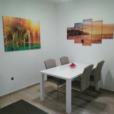 Apartamento Yellow Cube *