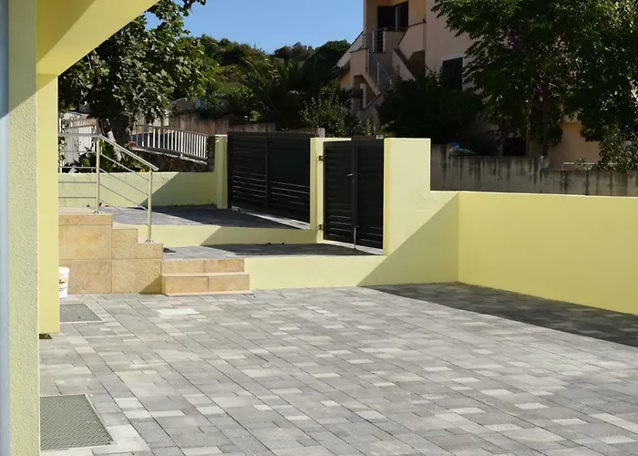 Yellow Cube Appartement