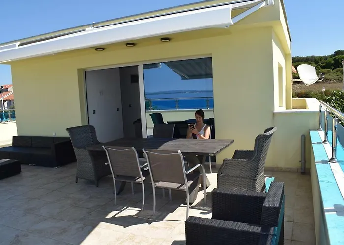 Yellow Cube Appartement